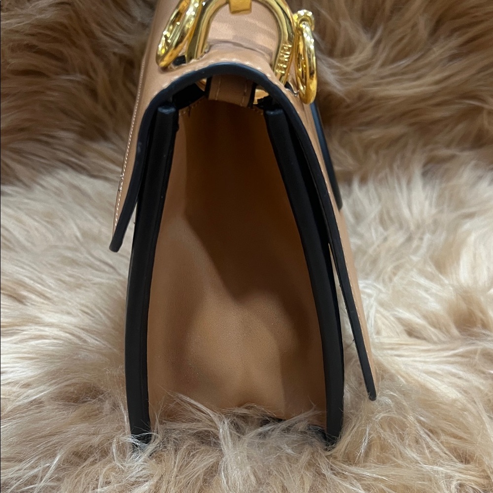 Pre-loved 💕Authentic Fendi Black and Tan Embossed Leather Century F is Fendi Kan - Picture 7 of 17